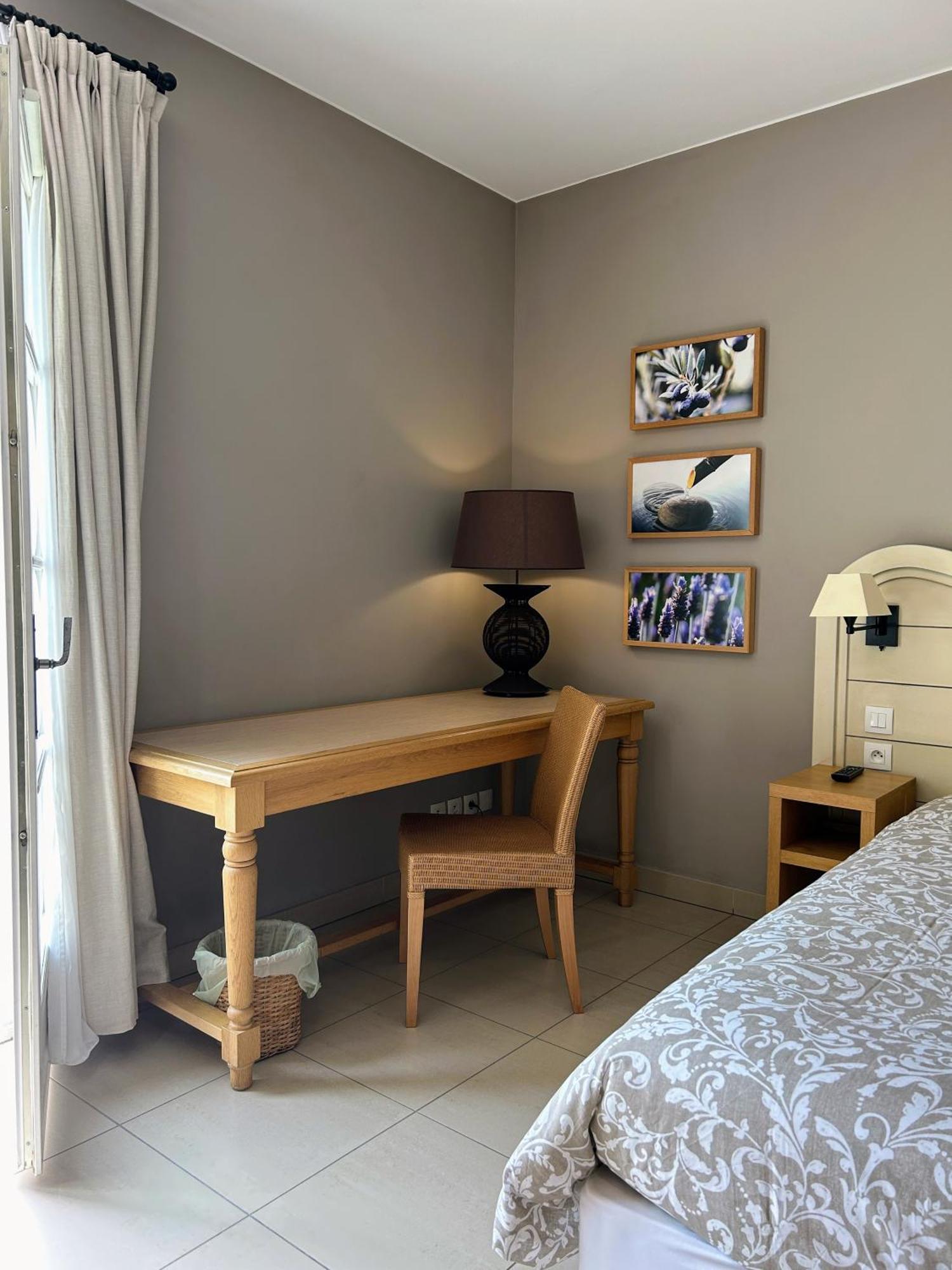 Suite Superieure Domaine Du Golf St Endreol, 1 A 2 Personnes La Motte  Bagian luar foto